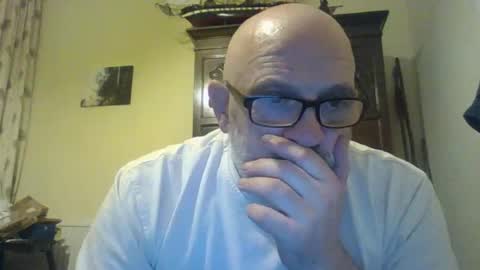 Snapshot of f1zzeek chatting on 04/29/26, 11:55 f1zzeek online show from 04/29/26, 11:55