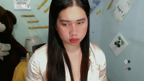 Snapshot of f3ckdollucy chatting on 02/11/25, 08:10 yanna online show from 02/11/25, 08:10