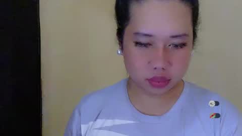 Snapshot of f3ckdollucy chatting on 10/11/25, 11:31 yanna online show from 10/11/25, 11:31