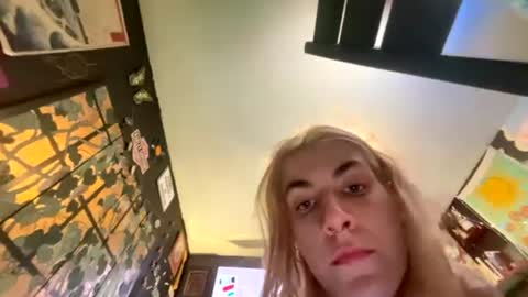 Snapshot of f3rngulli chatting on 07/17/26, 02:24 lucyf3rn online show from 07/17/26, 02:24