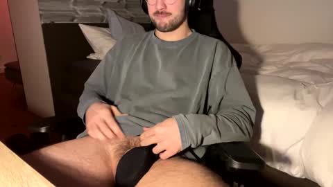 Call me bitch online show from 01/02/25, 06:45