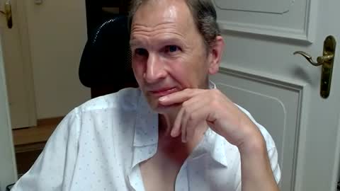 Snapshot of fabiansoohot chatting on 07/07/26, 09:30 Fabian online show from 07/07/26, 09:30