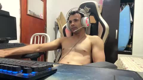 Snapshot of fabiospbauru chatting on 12/19/24, 01:39 fabiospbauru online show from 12/19/24, 01:39