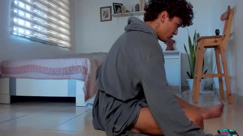 -  A N D E R online show from 03/15/26, 02:01