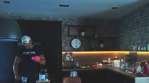 fabxxxl online show from 11/09/25, 12:25