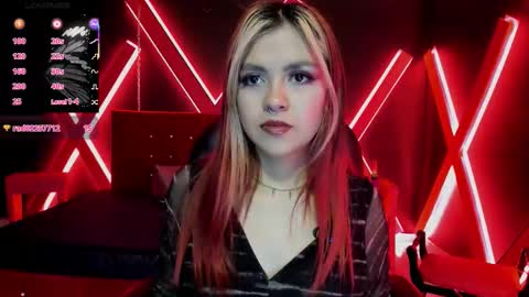 Snapshot of fabzy_fab chatting on 03/21/26, 11:48 fabzy online show from 03/21/26, 11:48