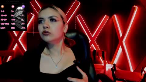 Snapshot of fabzy_fab chatting on 03/31/26, 12:05 fabzy online show from 03/31/26, 12:05