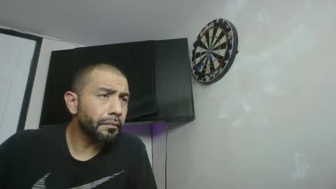 Mark online show from 12/03/25, 09:07