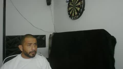 Snapshot of faded805 chatting on 06/19/26, 12:31 Mark online show from 06/19/26, 12:31