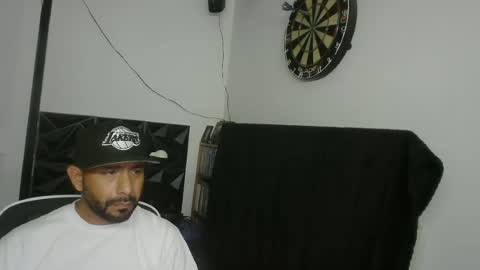 Snapshot of faded805 chatting on 06/21/26, 09:23 Mark online show from 06/21/26, 09:23