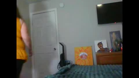 faidra mae online show from 02/14/25, 04:37