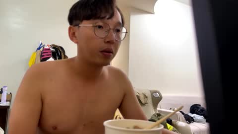 faint45508542 online show from 01/04/25, 01:10