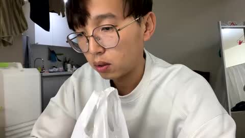 faint45508542 online show from 02/02/25, 12:02