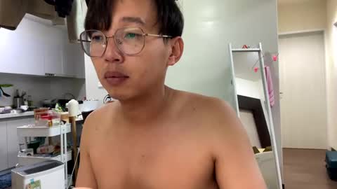 faint45508542 online show from 02/04/25, 03:26