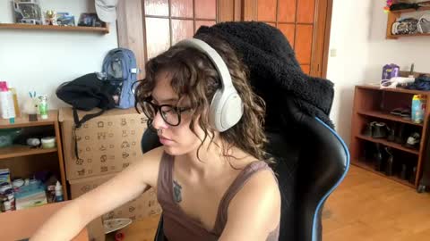 Loly online show from 05/10/26, 09:36