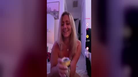 fairfox4949 online show from 07/10/26, 08:29