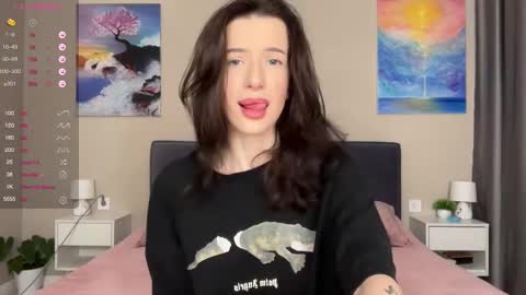 Snapshot of fairy_bloomix chatting on 01/28/25, 09:29 Bloom online show from 01/28/25, 09:29