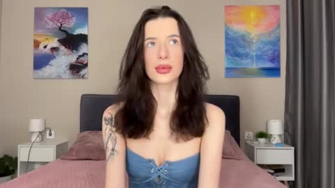 Snapshot of fairy_bloomix chatting on 01/30/25, 05:17 Bloom online show from 01/30/25, 05:17