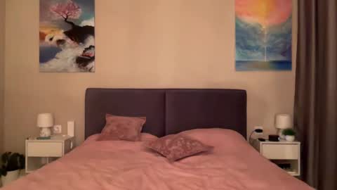 Snapshot of fairy_bloomix chatting on 03/04/25, 06:39 Bloom online show from 03/04/25, 06:39