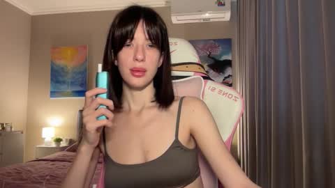 Snapshot of fairy_bloomix chatting on 09/27/25, 10:09 Bloom online show from 09/27/25, 10:09