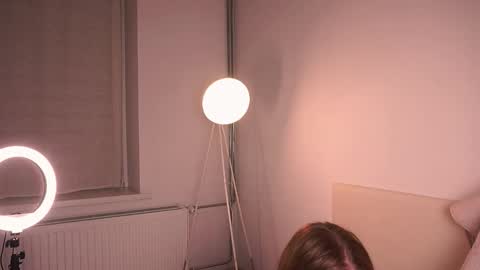 Snapshot of fairy_lise69 chatting on 09/12/25, 08:20 Kamila online show from 09/12/25, 08:20