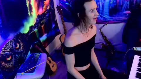 fairy_moan online show from 02/13/26, 11:17