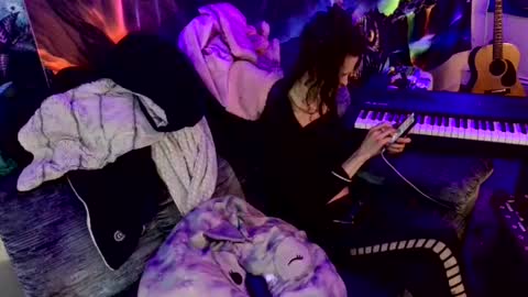 fairy_moan online show from 02/15/26, 07:27