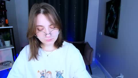 Snapshot of fairy_tara chatting on 11/04/25, 01:54 Tara online show from 11/04/25, 01:54