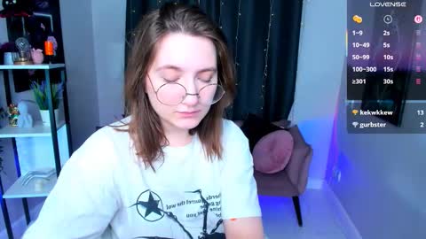 Snapshot of fairy_tara chatting on 11/14/25, 10:51 Tara online show from 11/14/25, 10:51