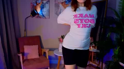 Snapshot of fairy_tara chatting on 11/15/25, 09:21 Tara online show from 11/15/25, 09:21