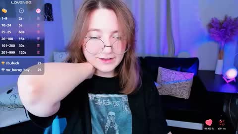 Snapshot of fairy_tara chatting on 11/22/25, 02:27 Tara online show from 11/22/25, 02:27