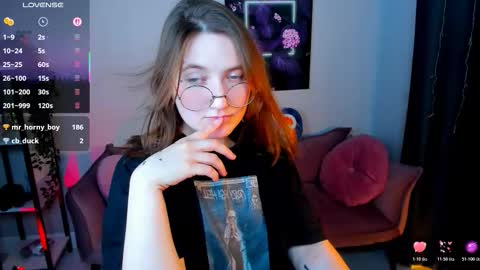 Snapshot of fairy_tara chatting on 11/23/25, 02:33 Tara online show from 11/23/25, 02:33