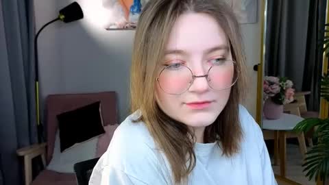 Snapshot of fairy_tara chatting on 11/30/25, 09:19 Tara online show from 11/30/25, 09:19