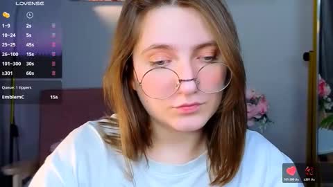 Snapshot of fairy_tara chatting on 12/03/25, 03:03 Tara online show from 12/03/25, 03:03