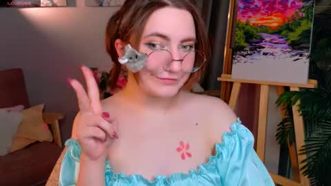 Snapshot of fairy_tara chatting on 01/09/26, 10:00 Tara online show from 01/09/26, 10:00