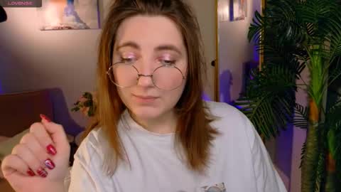 Snapshot of fairy_tara chatting on 01/16/26, 09:41 Tara online show from 01/16/26, 09:41