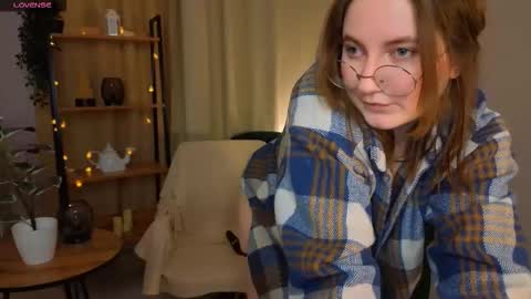 Snapshot of fairy_tara chatting on 02/05/26, 09:41 Tara online show from 02/05/26, 09:41