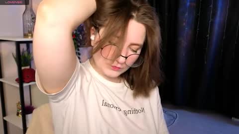 Snapshot of fairy_tara chatting on 03/23/26, 09:08 Tara online show from 03/23/26, 09:08