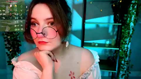 Tara online show from 06/13/26, 10:40