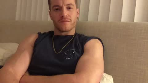 Snapshot of fairybae5 chatting on 12/26/24, 08:50 Travis online show from 12/26/24, 08:50