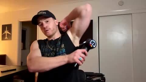 Snapshot of fairybae5 chatting on 12/29/24, 05:21 Travis online show from 12/29/24, 05:21