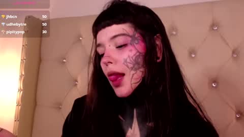 Fairy online show from 12/22/24, 04:06