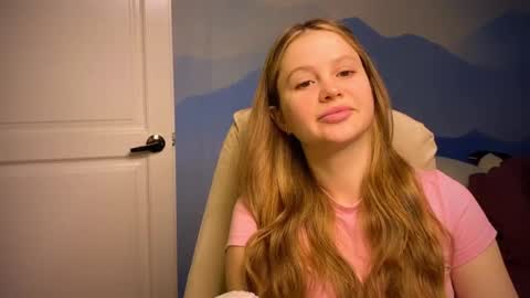 Ilona online show from 10/20/25, 07:20