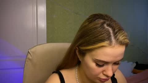 Snapshot of fairyilona chatting on 04/04/26, 08:01 Ilona online show from 04/04/26, 08:01