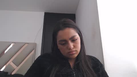 fairylatin online show from 10/27/25, 03:16