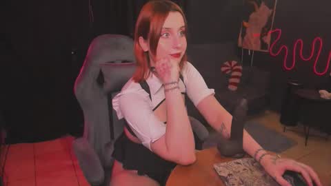 Snapshot of faketattoo chatting on 11/14/25, 09:08 Angelina and Alice online show from 11/14/25, 09:08