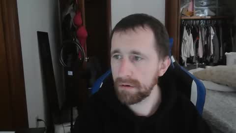 falcn2001 online show from 02/01/26, 03:21