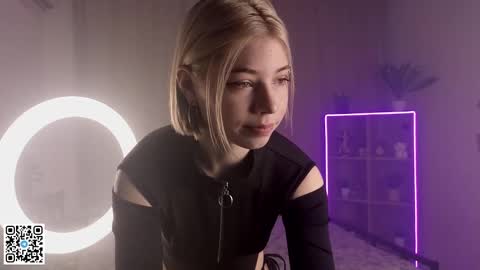 Emilia online show from 02/02/25, 04:15