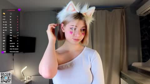 Emilia online show from 03/05/25, 10:22