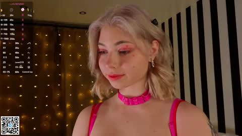 Emilia online show from 11/19/25, 04:12